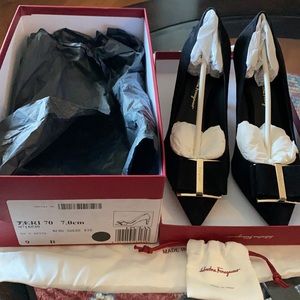 Brand new FERRAGAMO Zeri pumps